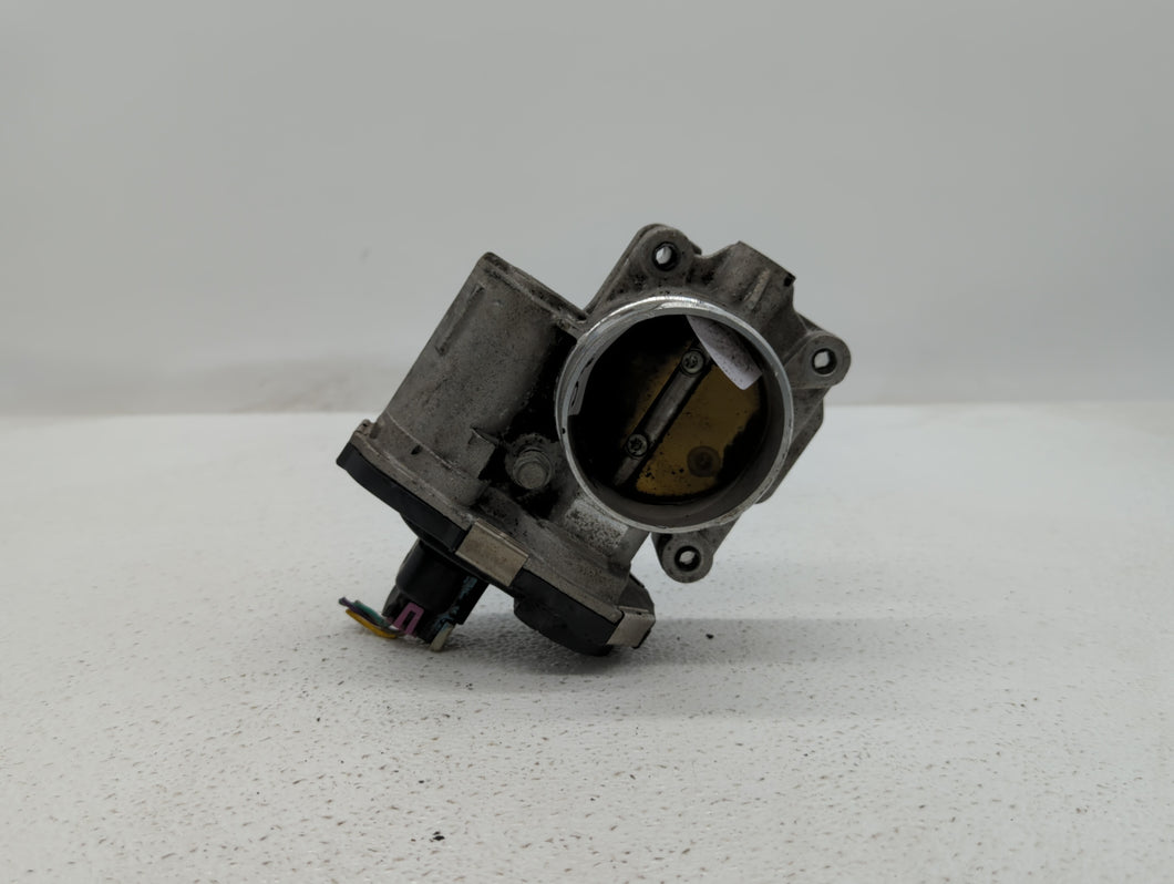 2010-2011 Chevrolet Equinox Throttle Body P/N:9B4G-9F991-A 668AA Fits 2007 2008 2009 2010 2011 2012 OEM Used Auto Parts