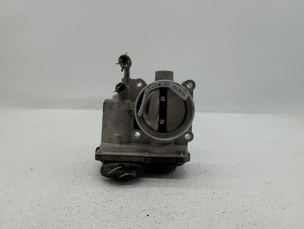 2013-2018 Nissan Altima Throttle Body P/N:3TA60-01 C 3TA60-01 B Fits 2013 2014 2015 2016 2017 2018 2019 OEM Used Auto Parts