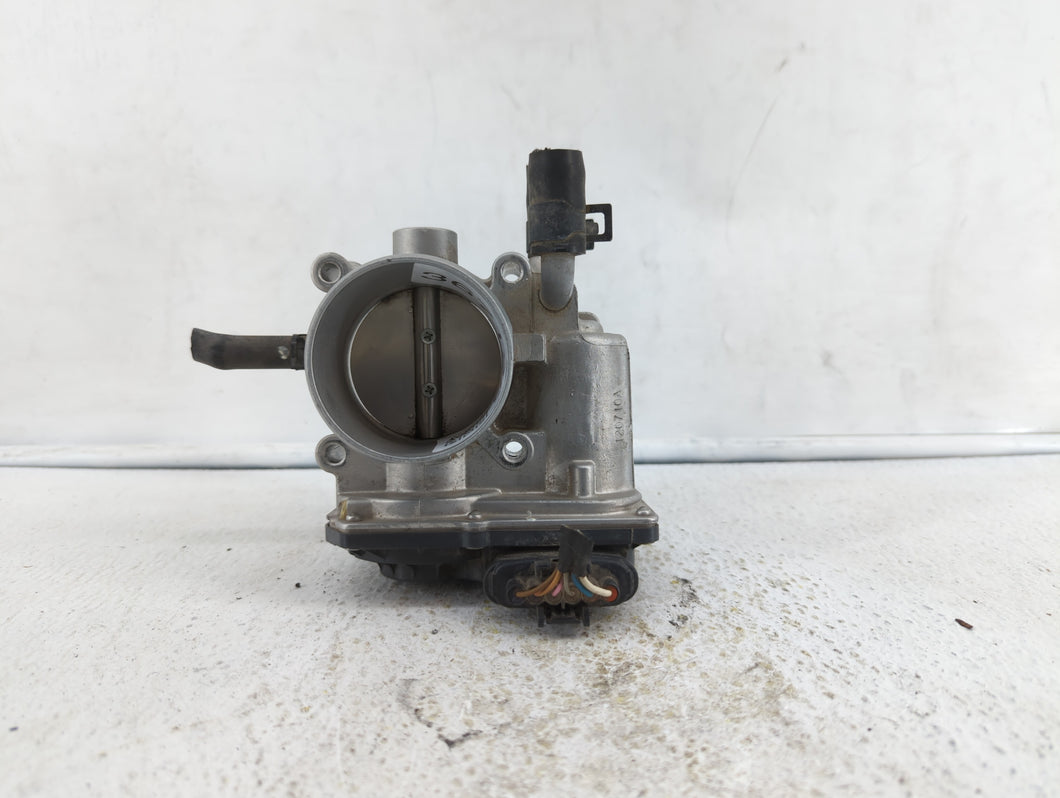 2012-2019 Kia Rio Throttle Body P/N:35100-2B300 Fits 2012 2013 2014 2015 2016 2017 2018 2019 OEM Used Auto Parts