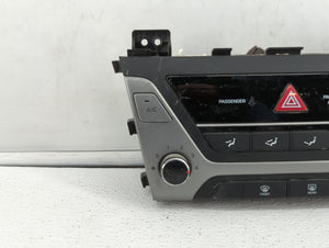 2017-2018 Hyundai Elantra Climate Control Module Temperature AC/Heater Replacement P/N:97250-F2XXX 97250-F20614X Fits 2017 2018 OEM Used Auto Parts