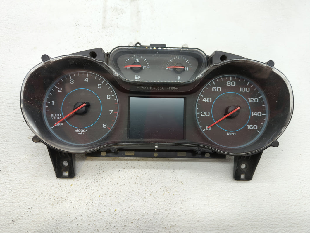 2017-2018 Chevrolet Cruze Instrument Cluster Speedometer Gauges P/N:39084636 Fits 2017 2018 OEM Used Auto Parts