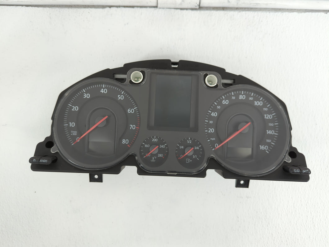 2009 Volkswagen Passat Instrument Cluster Speedometer Gauges P/N:3C0 920 971 N 3C0920 971S Fits OEM Used Auto Parts