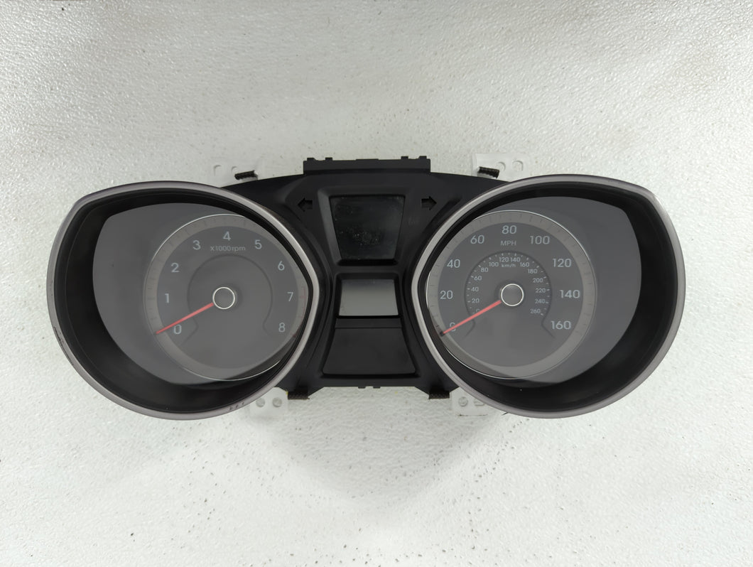 2016-2017 Hyundai Elantra Gt Instrument Cluster Speedometer Gauges P/N:94004-A5600 94004-3Y010 Fits 2016 2017 OEM Used Auto Parts