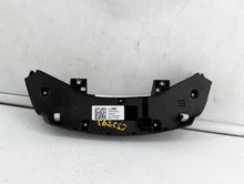 2016-2018 Chevrolet Cruze Climate Control Module Temperature AC/Heater Replacement P/N:39028880 39028879 Fits 2016 2017 2018 OEM Used Auto Parts