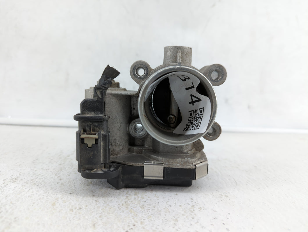 2016-2019 Chevrolet Malibu Throttle Body P/N:12671379AA Fits 2016 2017 2018 2019 OEM Used Auto Parts