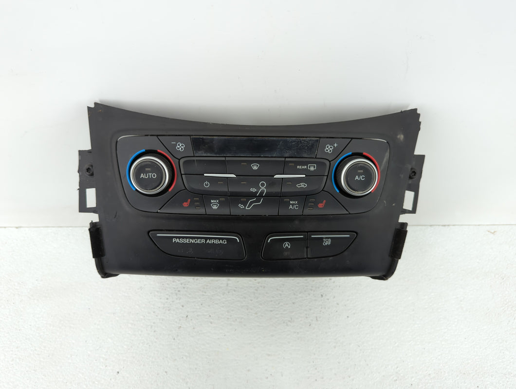 2018-2019 Ford Escape Climate Control Module Temperature AC/Heater Replacement P/N:GJ5T-18C612-CJ GJ5T-18C612-CH Fits 2018 2019 OEM Used Auto Parts