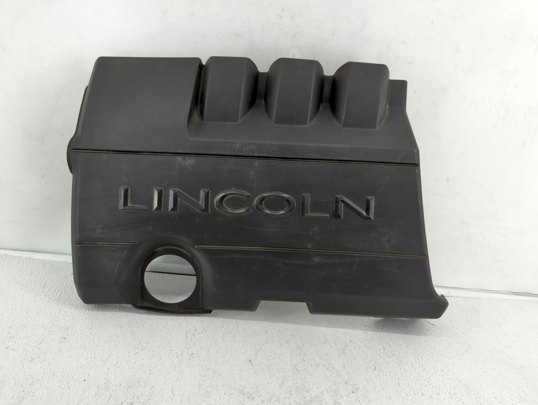 2009 Lincoln Mks Engine Cover