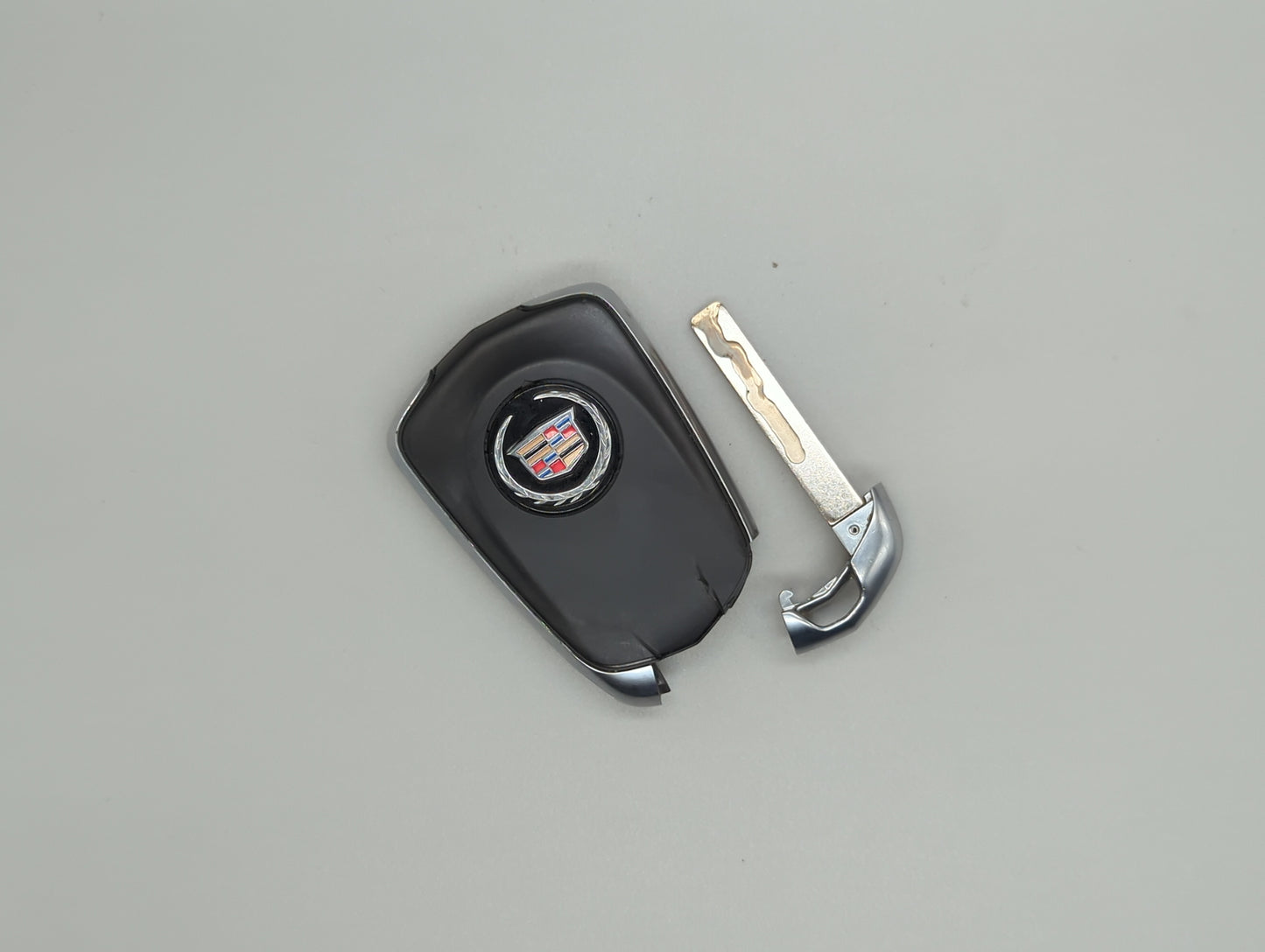 Cadillac Ats Keyless Entry Remote Fob HYQ2AB 13580811 5 buttons - Oemusedautoparts1.com