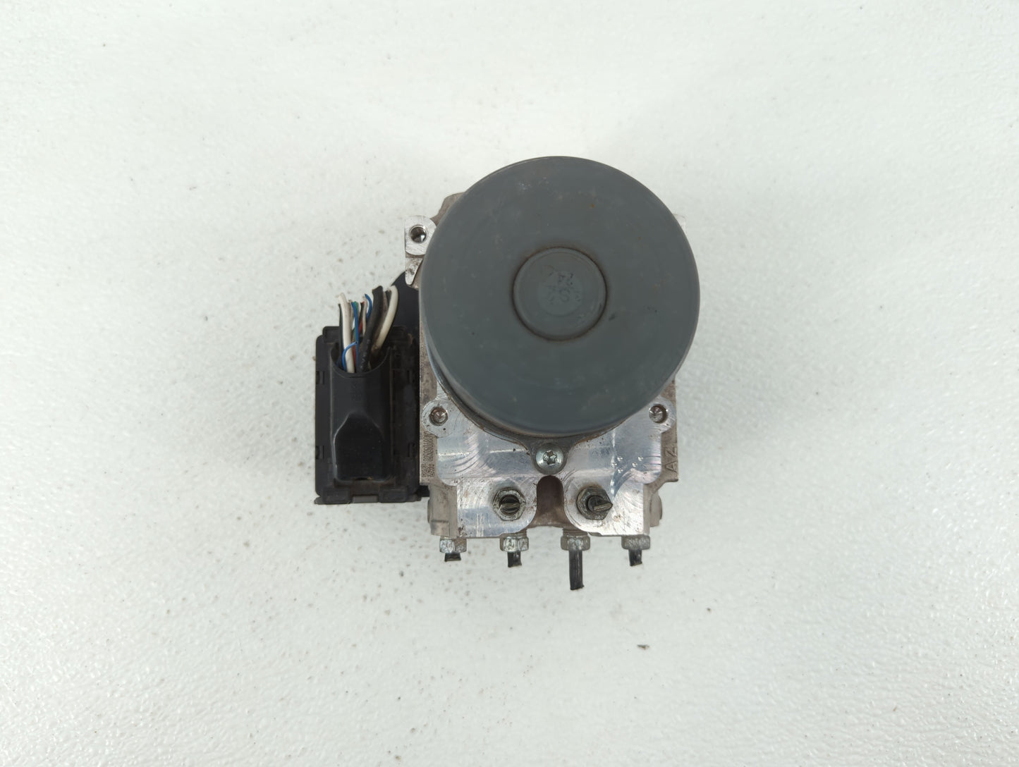 2015 Toyota Rav4 ABS Pump Control Module Replacement P/N:44540-42272 44540-42282 Fits OEM Used Auto Parts - Oemusedautoparts1.com
