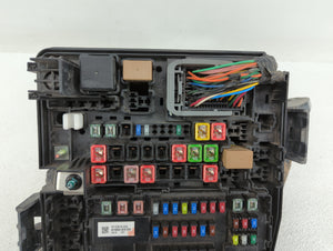 2015-2018 Kia Sedona Fusebox Fuse Box Panel Relay Module P/N:91223-A9210 91222-A9181 Fits 2015 2016 2017 2018 OEM Used Auto Parts