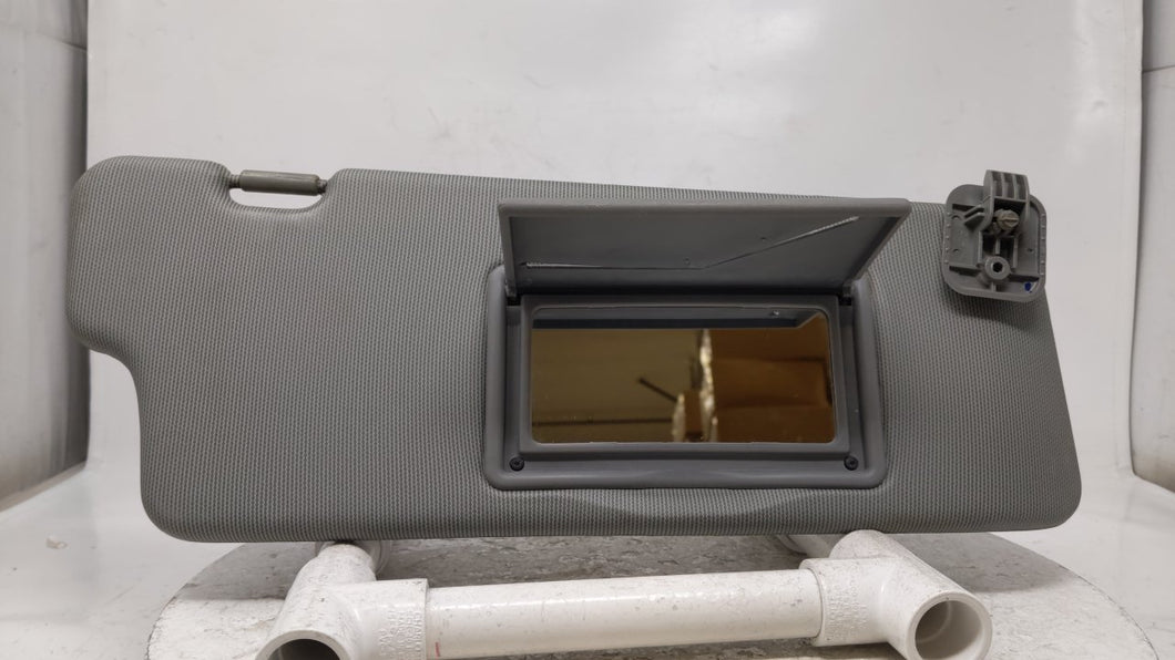 2004 Chevrolet Optra Sun Visor Shade Replacement Passenger Right Mirror Fits OEM Used Auto Parts - Oemusedautoparts1.com