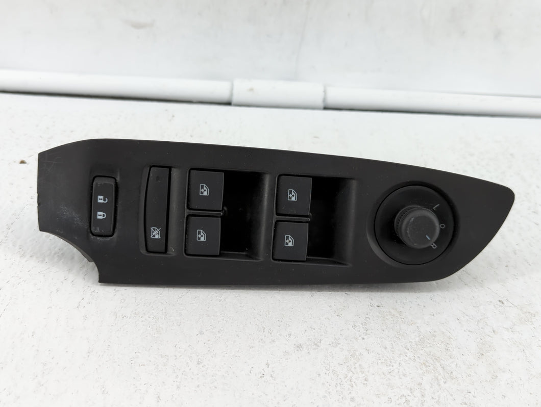 2017-2018 Chevrolet Trax Master Power Window Switch Replacement Driver Side Left P/N:20181204 42406141 Fits 2017 2018 OEM Used Auto Parts