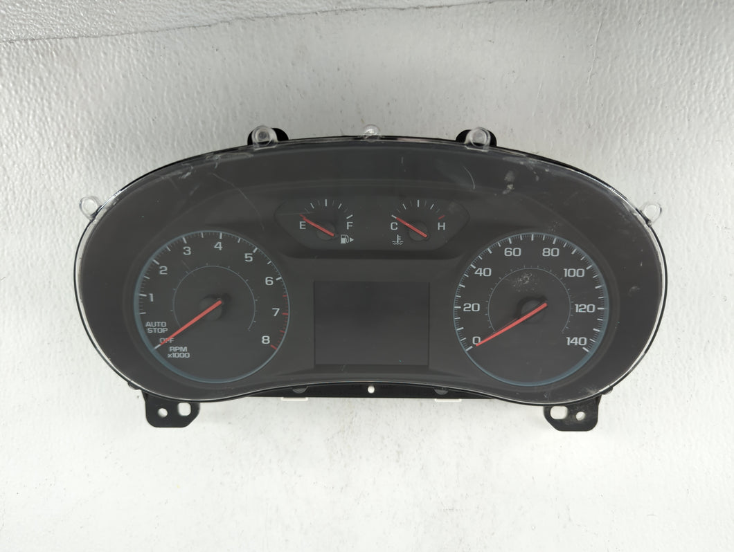 2019 Chevrolet Malibu Instrument Cluster Speedometer Gauges P/N:84560724 84524327 Fits OEM Used Auto Parts