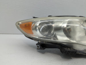 2009-2010 Toyota Corolla Passenger Right Oem Head Light Headlight Lamp