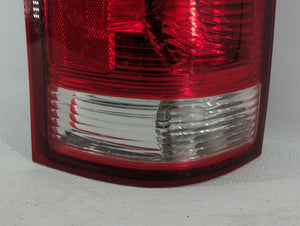 2002-2003 Saturn Vue Tail Light Assembly Driver Left OEM P/N:22692372 Fits 2002 2003 OEM Used Auto Parts