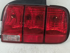 2005-2009 Ford Mustang Tail Light Assembly Passenger Right OEM P/N:8R33-13B504-AB 8R33-13B504-AA Fits 2005 2006 2007 2008 2009 OEM Used Auto Parts