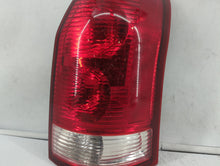 2004-2007 Saturn Vue Tail Light Assembly Passenger Right OEM P/N:15851056 22711438 Fits 2004 2005 2006 2007 OEM Used Auto Parts