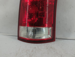 2004-2007 Saturn Vue Tail Light Assembly Passenger Right OEM P/N:15851056 22711438 Fits 2004 2005 2006 2007 OEM Used Auto Parts