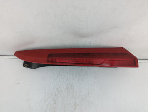 2003-2006 Volvo Xc90 Tail Light Assembly Passenger Right OEM P/N:9483772 30678221 Fits 2003 2004 2005 2006 OEM Used Auto Parts