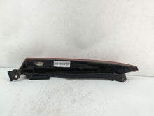 2003-2006 Volvo Xc90 Tail Light Assembly Passenger Right OEM P/N:9483772 30678221 Fits 2003 2004 2005 2006 OEM Used Auto Parts