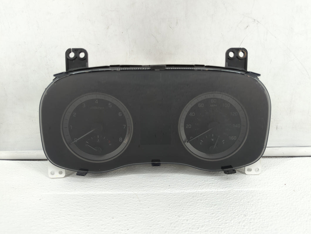 2016-2017 Hyundai Tucson Instrument Cluster Speedometer Gauges P/N:94011-2V331 94001-D3180 Fits 2016 2017 OEM Used Auto Parts