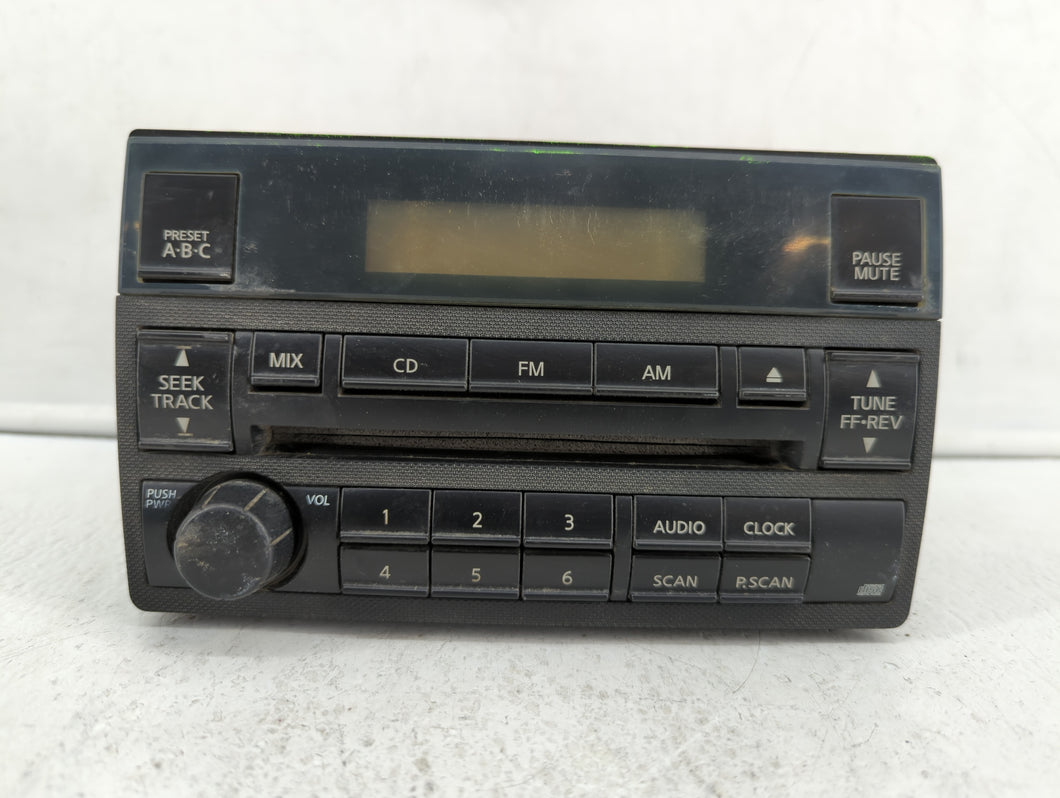 2005-2006 Nissan Altima Radio AM FM Cd Player Receiver Replacement P/N:28185 ZB20C 28185 ZB10A Fits 2005 2006 OEM Used Auto Parts