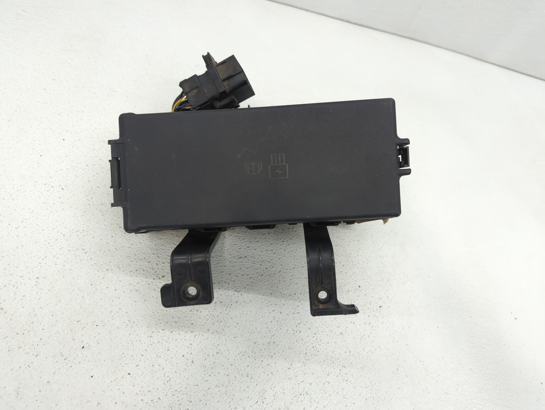 2007-2010 Lincoln Mkz Fusebox Fuse Box Panel Relay Module P/N:8H6T-14290-B AH6T-14290-A Fits 2007 2008 2009 2010 OEM Used Auto Parts