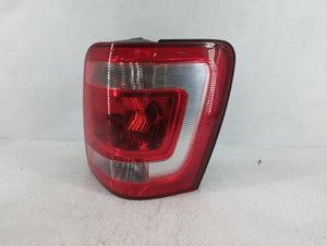 2008-2012 Ford Escape Tail Light Assembly Passenger Right OEM P/N:9L84-13B504-A 8L84-13B504-A Fits 2008 2009 2010 2011 2012 OEM Used Auto Parts