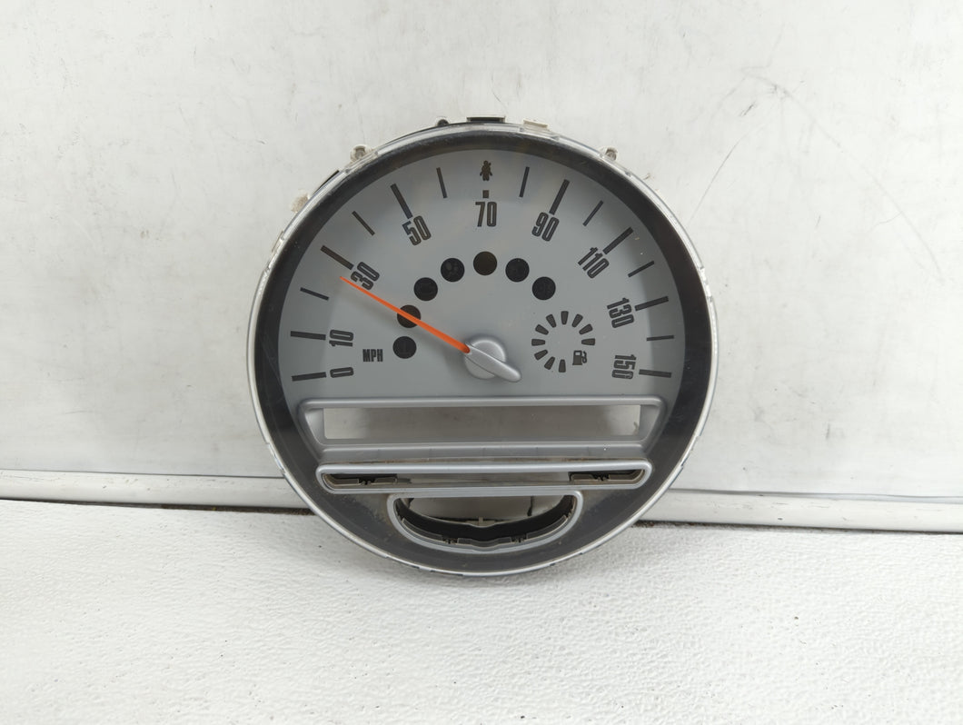 2008-2010 Mini Cooper Instrument Cluster Speedometer Gauges P/N:9 125 929 67379411 Fits 2008 2009 2010 OEM Used Auto Parts