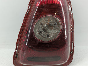 2007 Mini Cooper Tail Light Assembly Passenger Right OEM P/N:2757010 2757012 Fits OEM Used Auto Parts