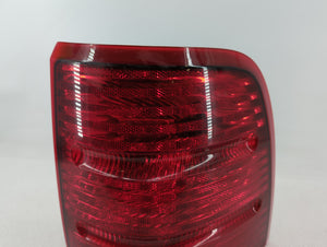 2002-2005 Ford Explorer Tail Light Assembly Passenger Right OEM P/N:5480780 1L2X-13B504-B Fits 2002 2003 2004 2005 OEM Used Auto Parts