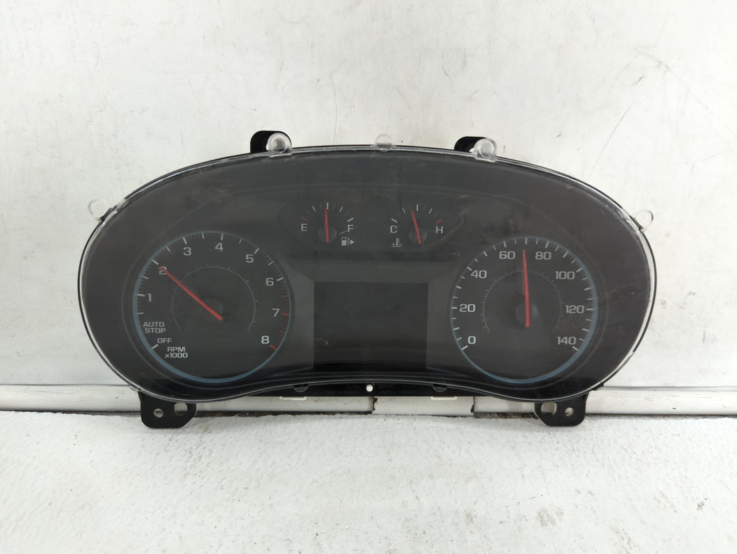 2017-2018 Chevrolet Malibu Instrument Cluster Speedometer Gauges P/N:84296450 Fits 2017 2018 OEM Used Auto Parts