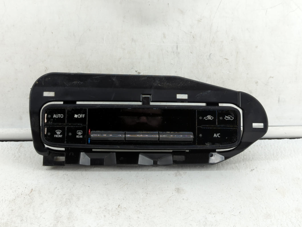 2017-2018 Toyota Corolla Climate Control Module Temperature AC/Heater Replacement P/N:06964 55900-02A30 Fits 2017 2018 OEM Used Auto Parts