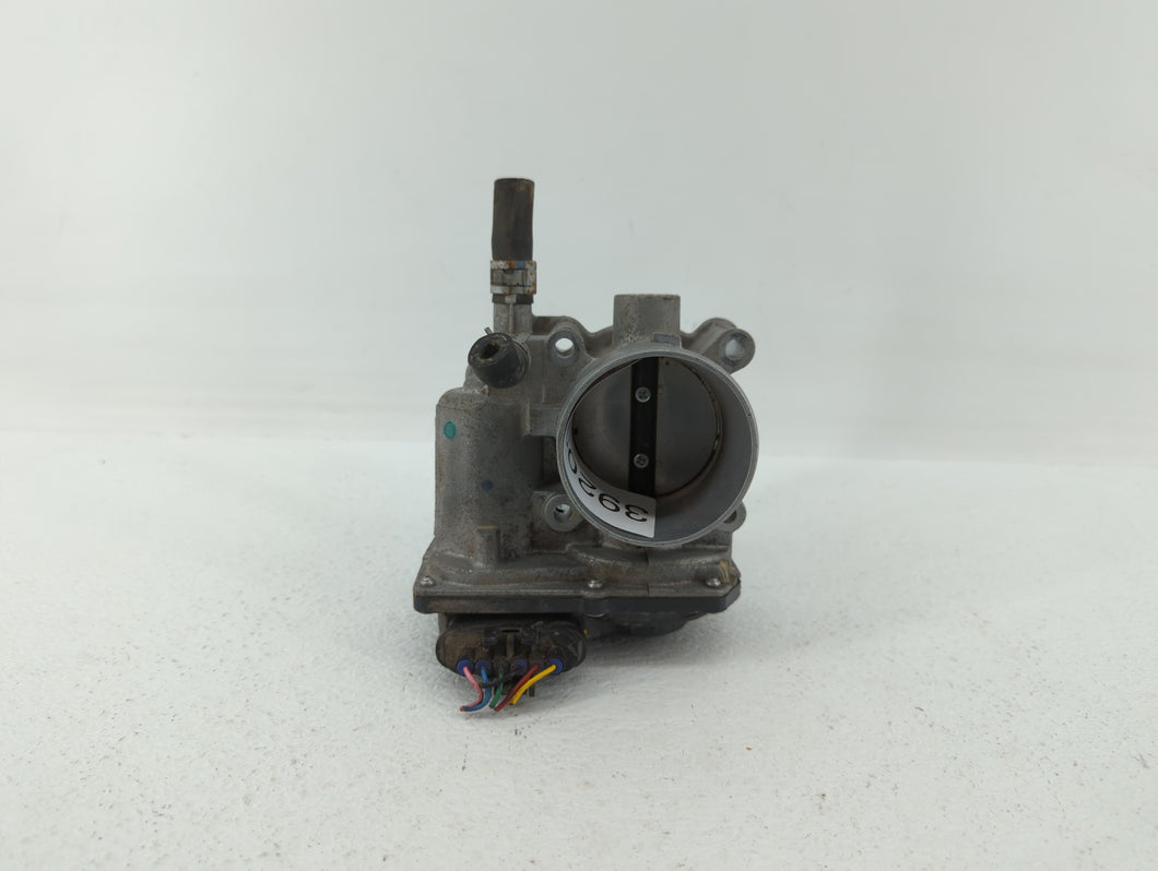 2010-2018 Toyota Prius Throttle Body P/N:22030-37060 Fits 2010 2011 2012 2013 2014 2015 2016 2017 2018 OEM Used Auto Parts