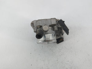 2011-2015 Hyundai Sonata Throttle Body P/N:35100-2G800 9045010020 Fits 2011 2012 2013 2014 2015 2016 OEM Used Auto Parts