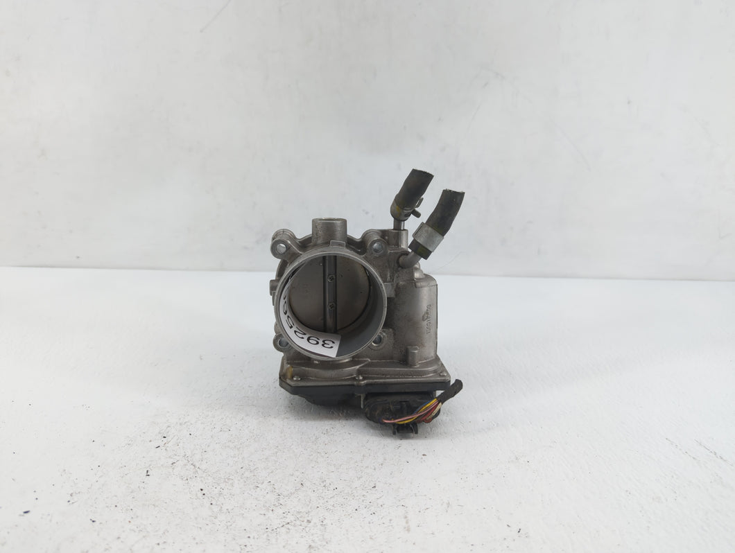 2014-2018 Kia Forte Throttle Body P/N:35100-2E000 1302150124 Fits 2011 2012 2013 2014 2015 2016 2017 2018 2019 OEM Used Auto Parts