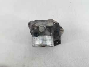 2012-2015 Kia Sorento Throttle Body P/N:35100-2G700 Fits 2011 2012 2013 2014 2015 2016 OEM Used Auto Parts