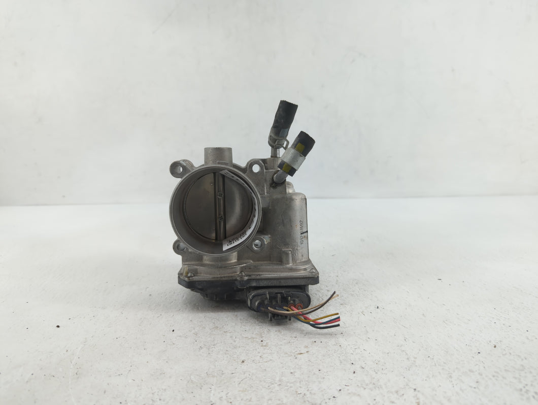 2011-2018 Hyundai Elantra Throttle Body P/N:35100-2E000 1302150124 Fits 2011 2012 2013 2014 2015 2016 2017 2018 2019 OEM Used Auto Parts