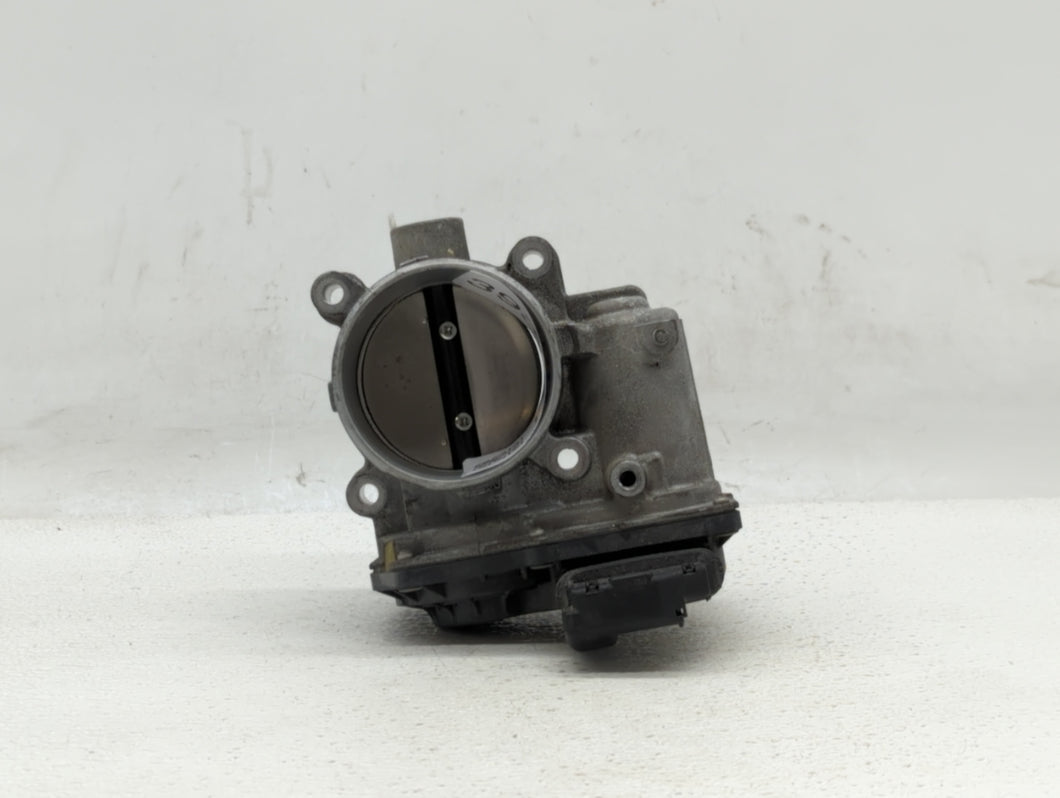 2015-2018 Kia Sedona Throttle Body P/N:5312 7S14 5310 4P18 Fits 2012 2013 2014 2015 2016 2017 2018 OEM Used Auto Parts