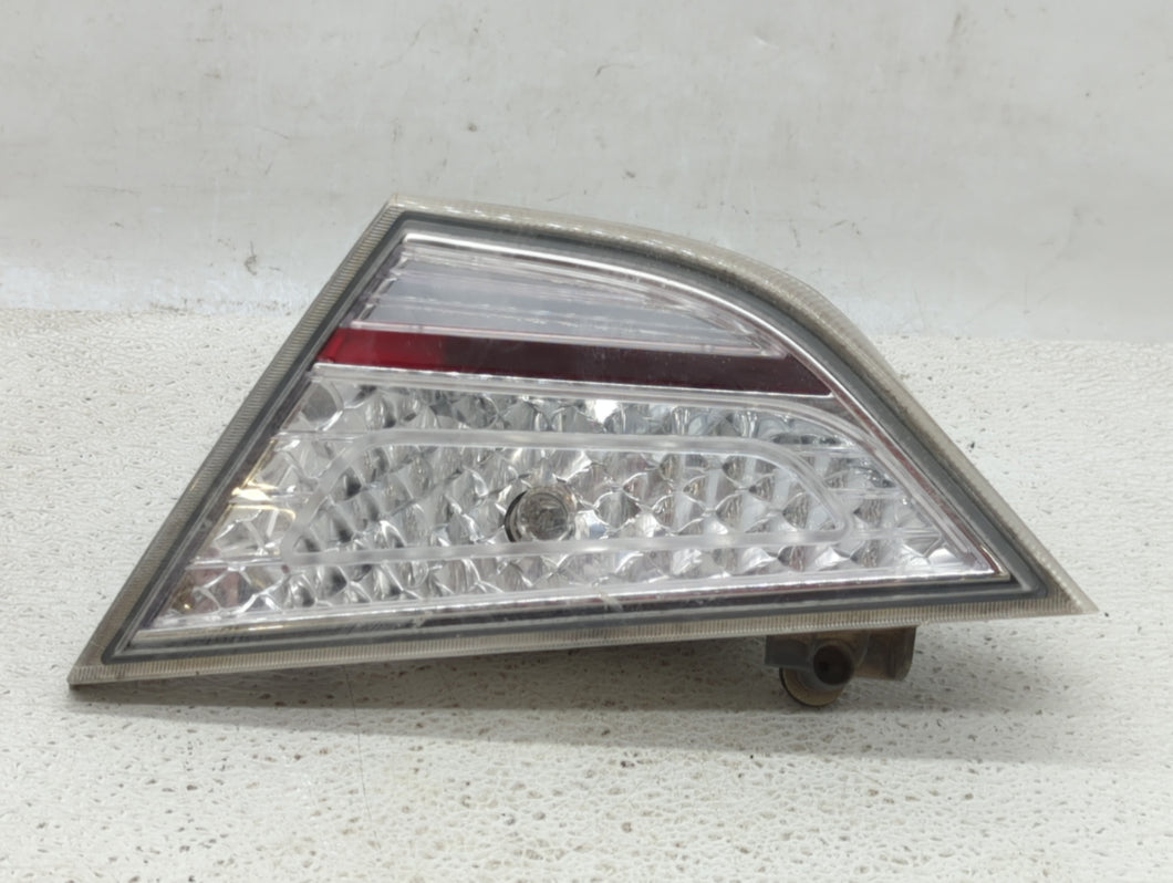 2011-2015 Hyundai Sonata Tail Light Assembly Passenger Right OEM P/N:92404-4R0 92404-3S2 Fits 2011 2012 2013 2014 2015 OEM Used Auto Parts