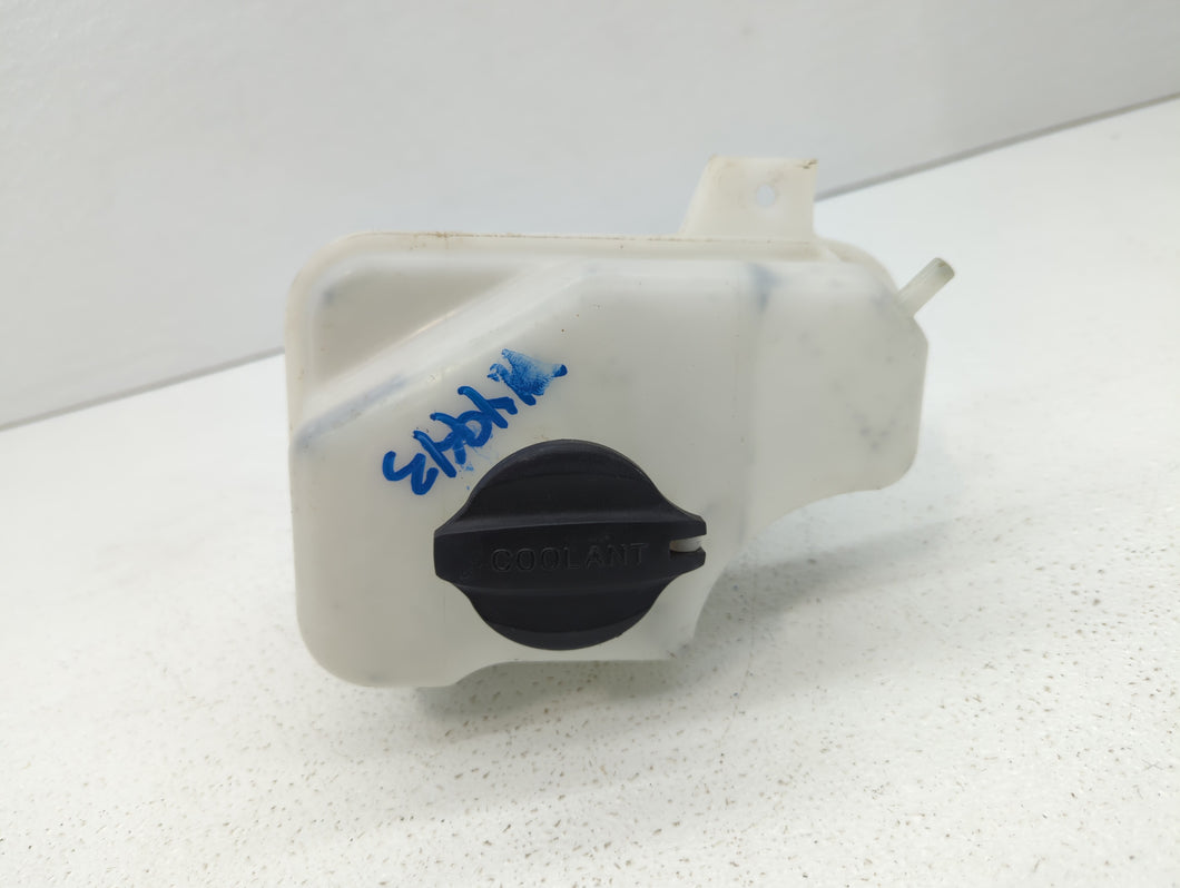 2011-2015 Hyundai Sonata Radiator Coolant Overflow Expansion Tank Bottle