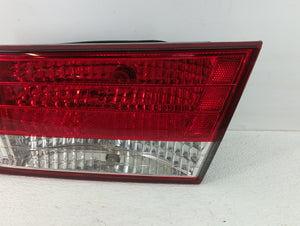 2006-2008 Hyundai Sonata Tail Light Assembly Passenger Right OEM P/N:92404-0A0 Fits 2006 2007 2008 OEM Used Auto Parts