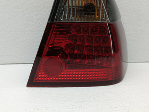 2002-2005 Bmw 325i Tail Light Assembly Passenger Right OEM Fits 2002 2003 2004 2005 OEM Used Auto Parts