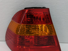 2002-2005 Bmw 325i Tail Light Assembly Driver Left OEM P/N:6 946 533 6 907 933 Fits 2002 2003 2004 2005 OEM Used Auto Parts