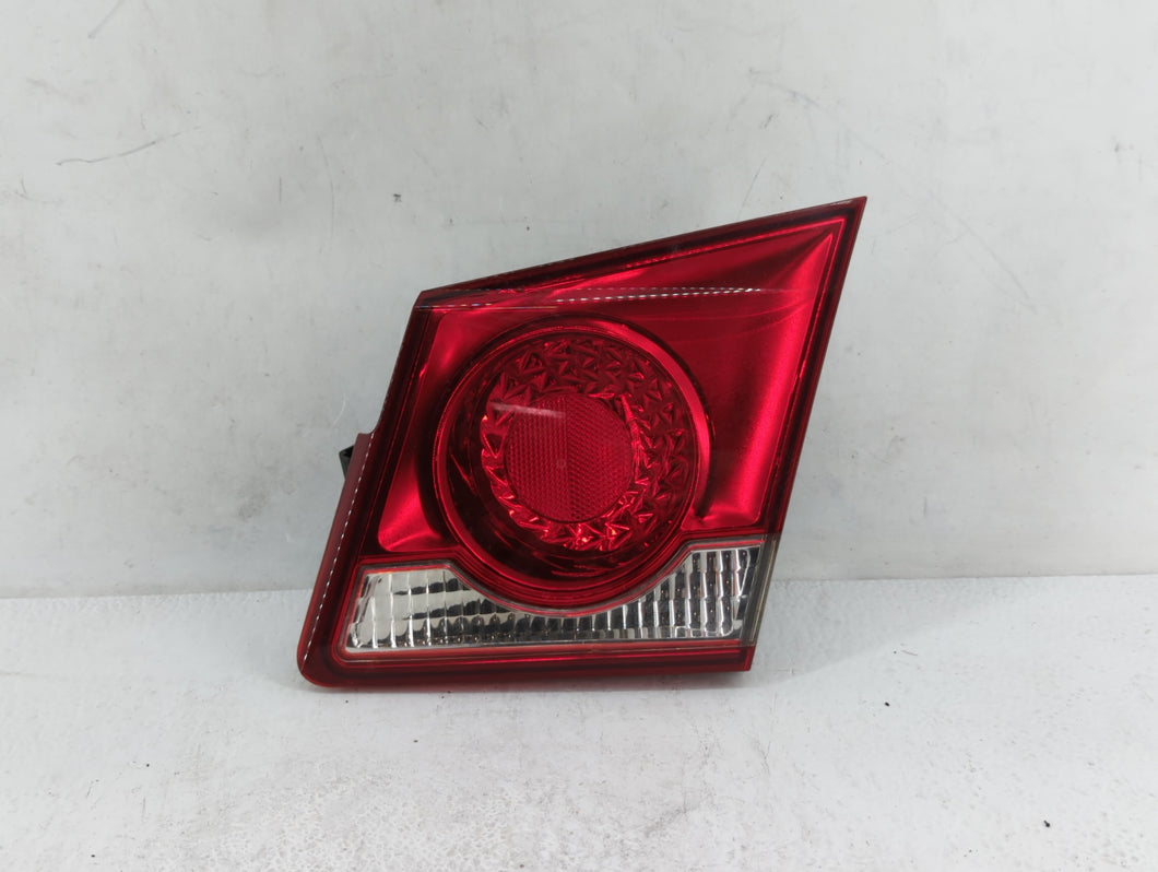 2011-2016 Chevrolet Cruze Tail Light Assembly Passenger Right OEM Fits 2011 2012 2013 2014 2015 2016 OEM Used Auto Parts