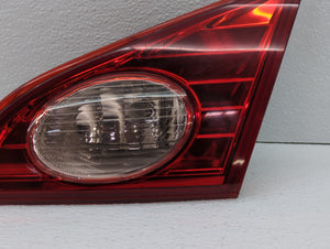 2009-2010 Nissan Murano Tail Light Assembly Passenger Right OEM P/N:E423266 Fits 2009 2010 OEM Used Auto Parts