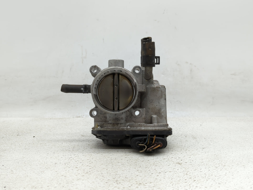 2012-2019 Kia Soul Throttle Body P/N:35100-2B300 Fits 2012 2013 2014 2015 2016 2017 2018 2019 OEM Used Auto Parts