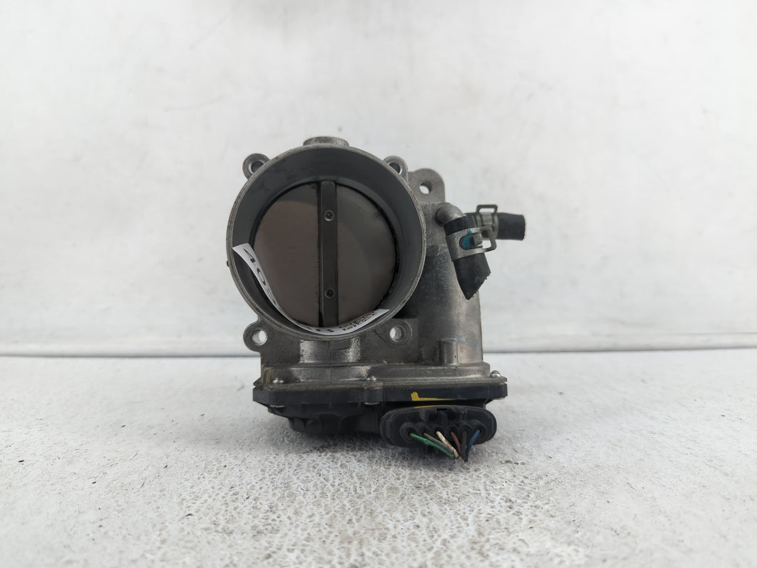 2014-2018 Kia Sorento Throttle Body P/N:35100-3CAA0 Fits 2012 2013 2014 2015 2016 2017 2018 OEM Used Auto Parts