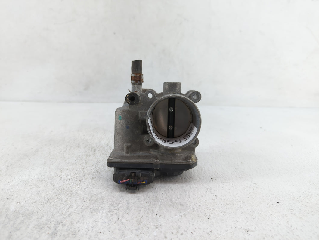 2010-2018 Toyota Prius Throttle Body P/N:22030-37060 Fits 2010 2011 2012 2013 2014 2015 2016 2017 2018 OEM Used Auto Parts