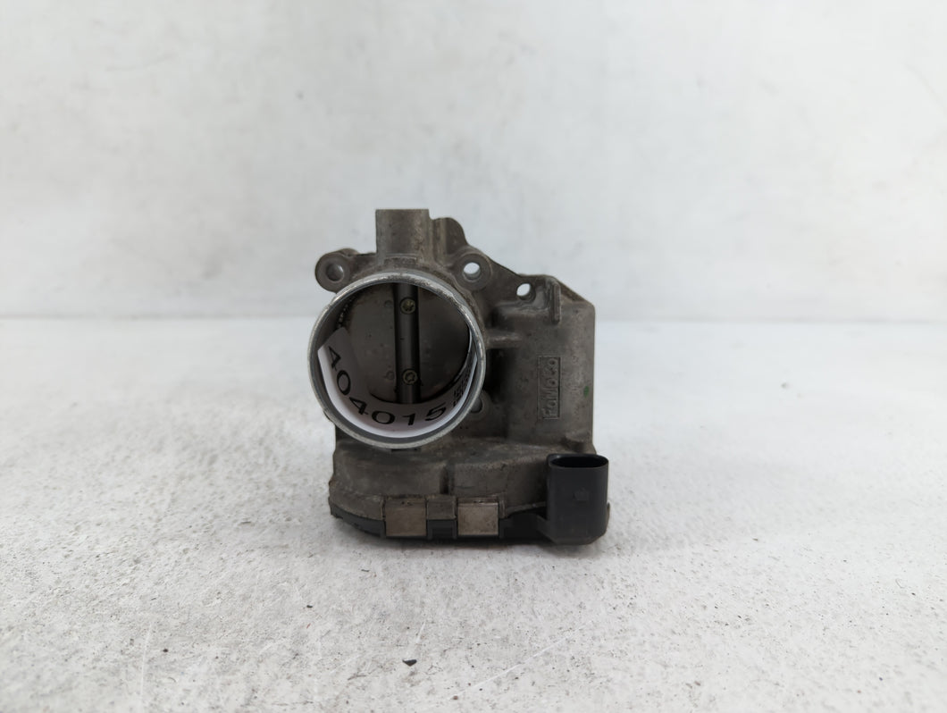 2011-2014 Ford Fiesta Throttle Body P/N:7S7G-9F991-CA 7S7G-9F991-BA Fits 2011 2012 2013 2014 OEM Used Auto Parts